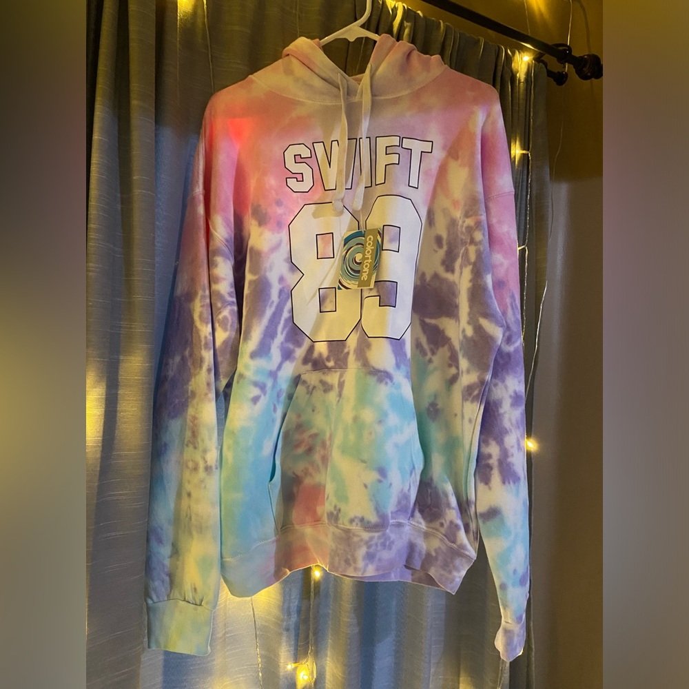Colortone Tie-Dye Taylor Swift Inspired 1989 Hoodie - Large NWT